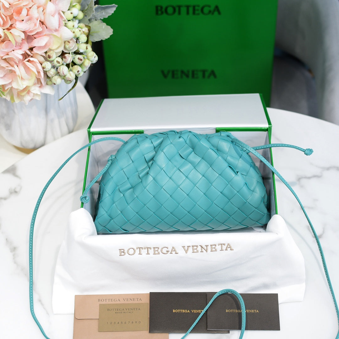 Bottega Veneta Pouch Intrecciato leather