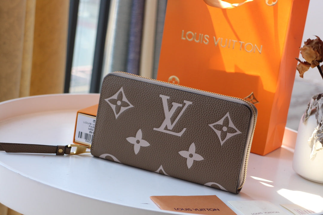 Louis Vuitton Zippy Wallet Bicolor Empreinte leather