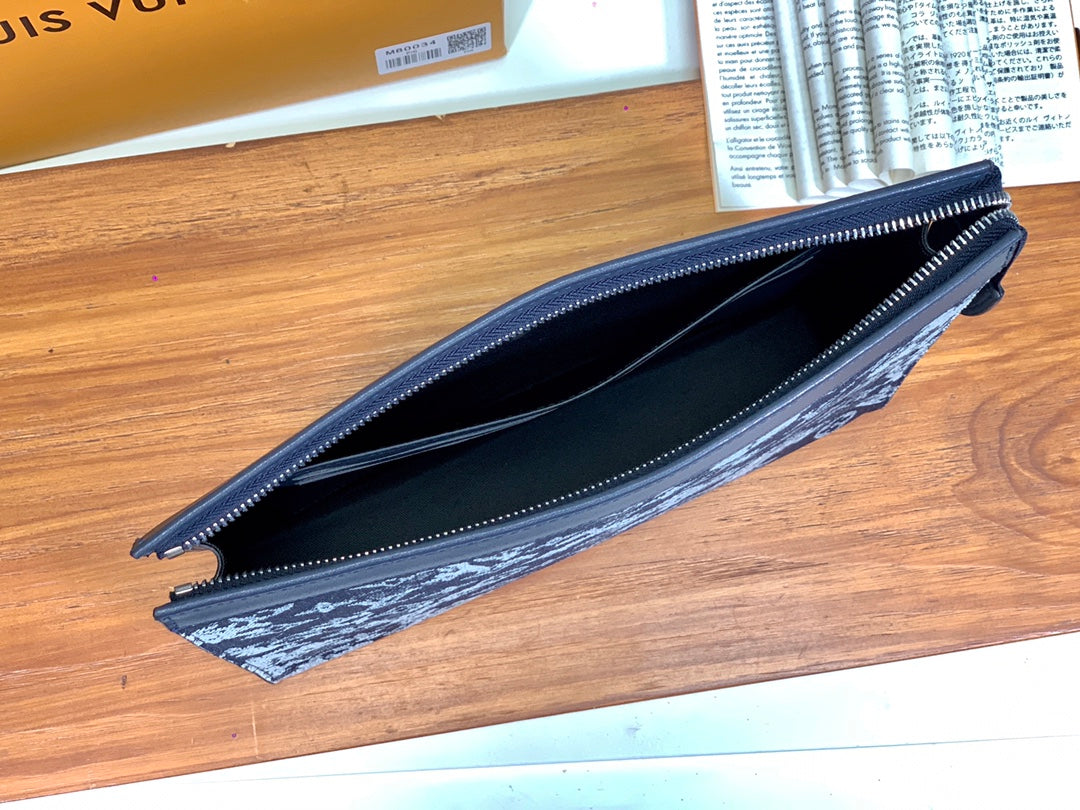Louis Vuitton Pochette Voyage, Toiletry pouch