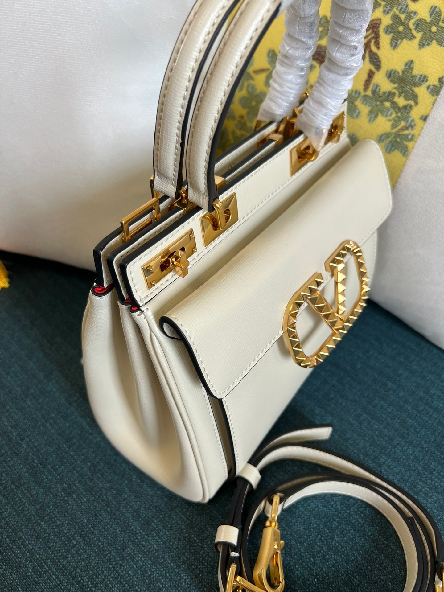 Valentino Garavani Rockstud Alcove Medium Tote Bag