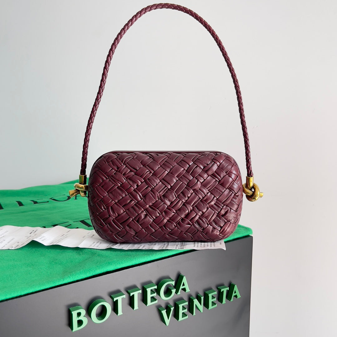 Bottega Veneta Knot Minaudiere On Strap