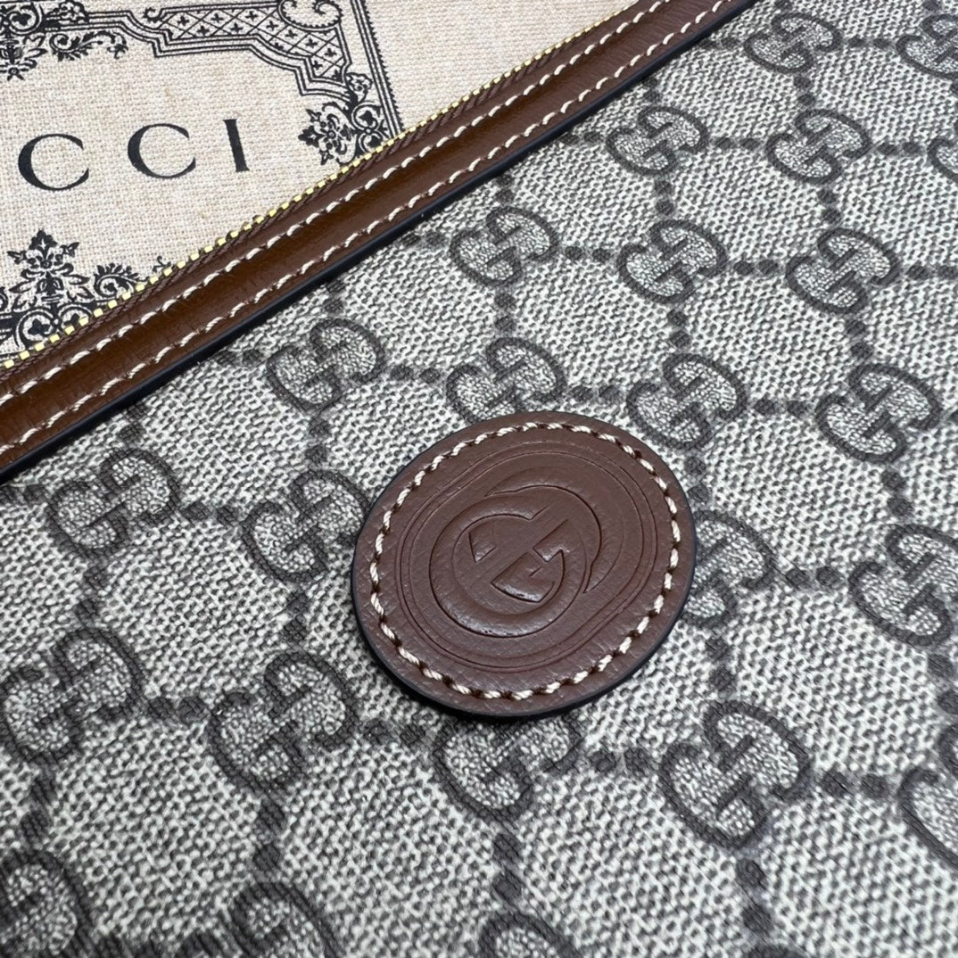 Gucci MESSENGER BAG WITH INTERLOCKING G