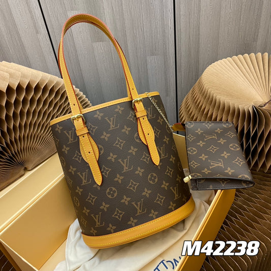 Louis Vuitton Bucket PM Tote Bag