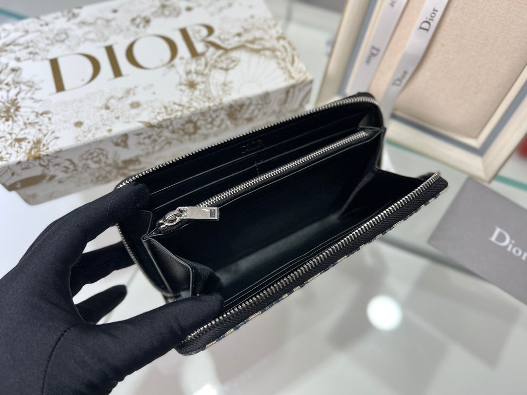 Dior Zip Around Wallet with card holder