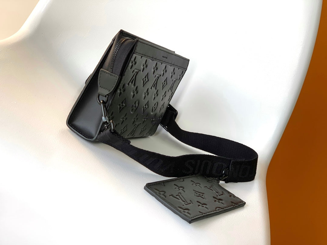 Louis Vuitton Gaston Wearable Wallet