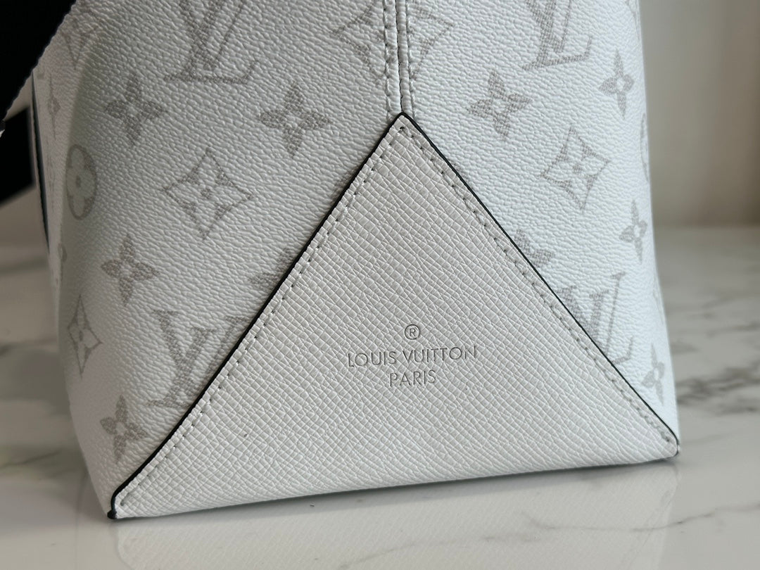 Louis Vuitton Weekend Tote Bag