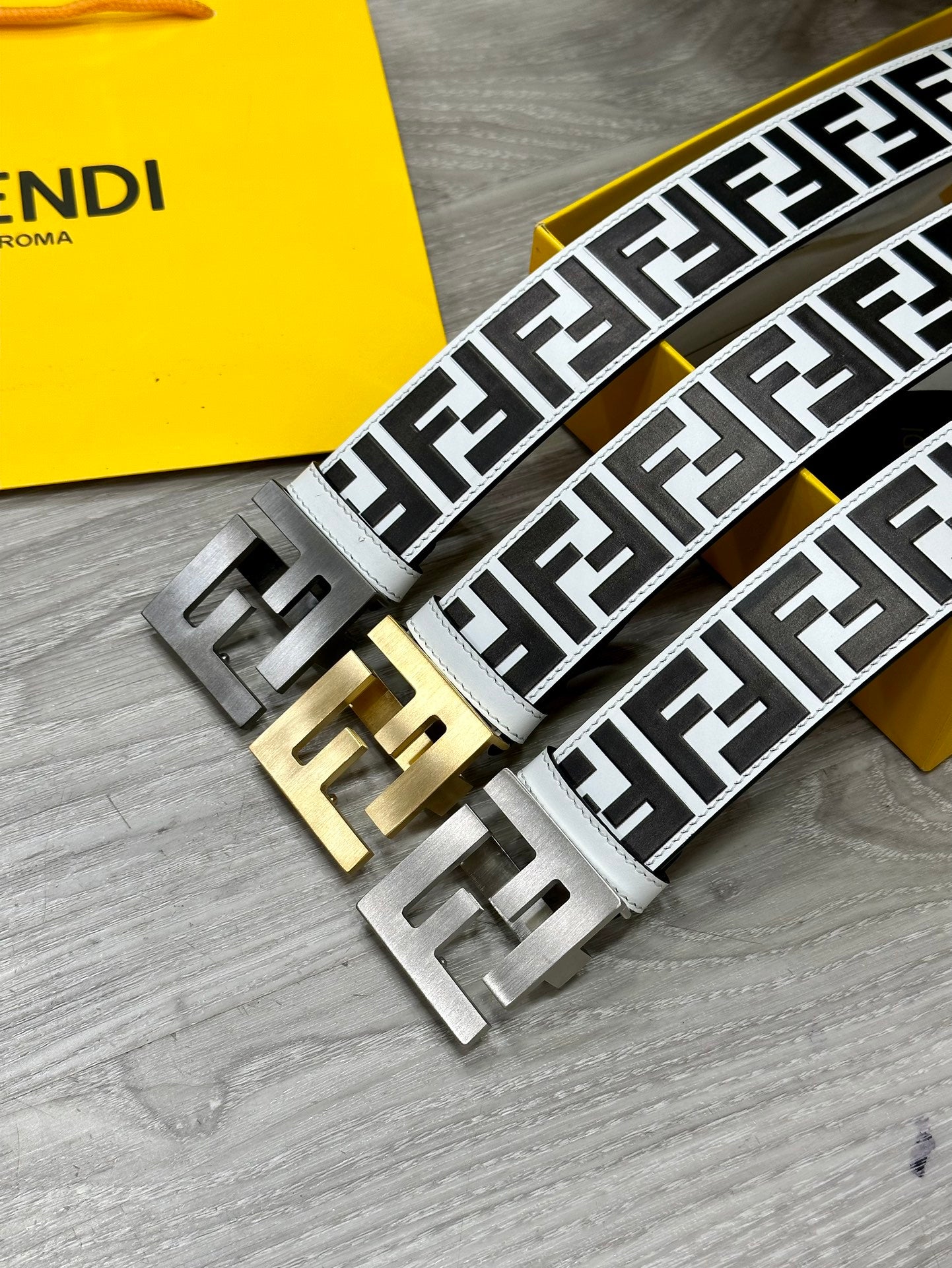 Fendi belt