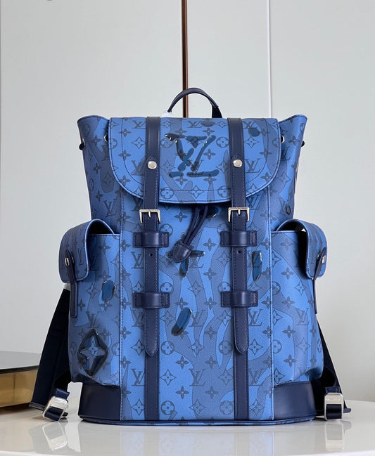 Louis Vuitton Christopher MM