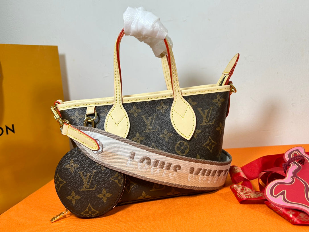 Louis Vuitton Neverfull BB