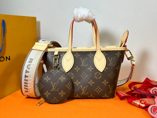 Louis Vuitton Neverfull BB