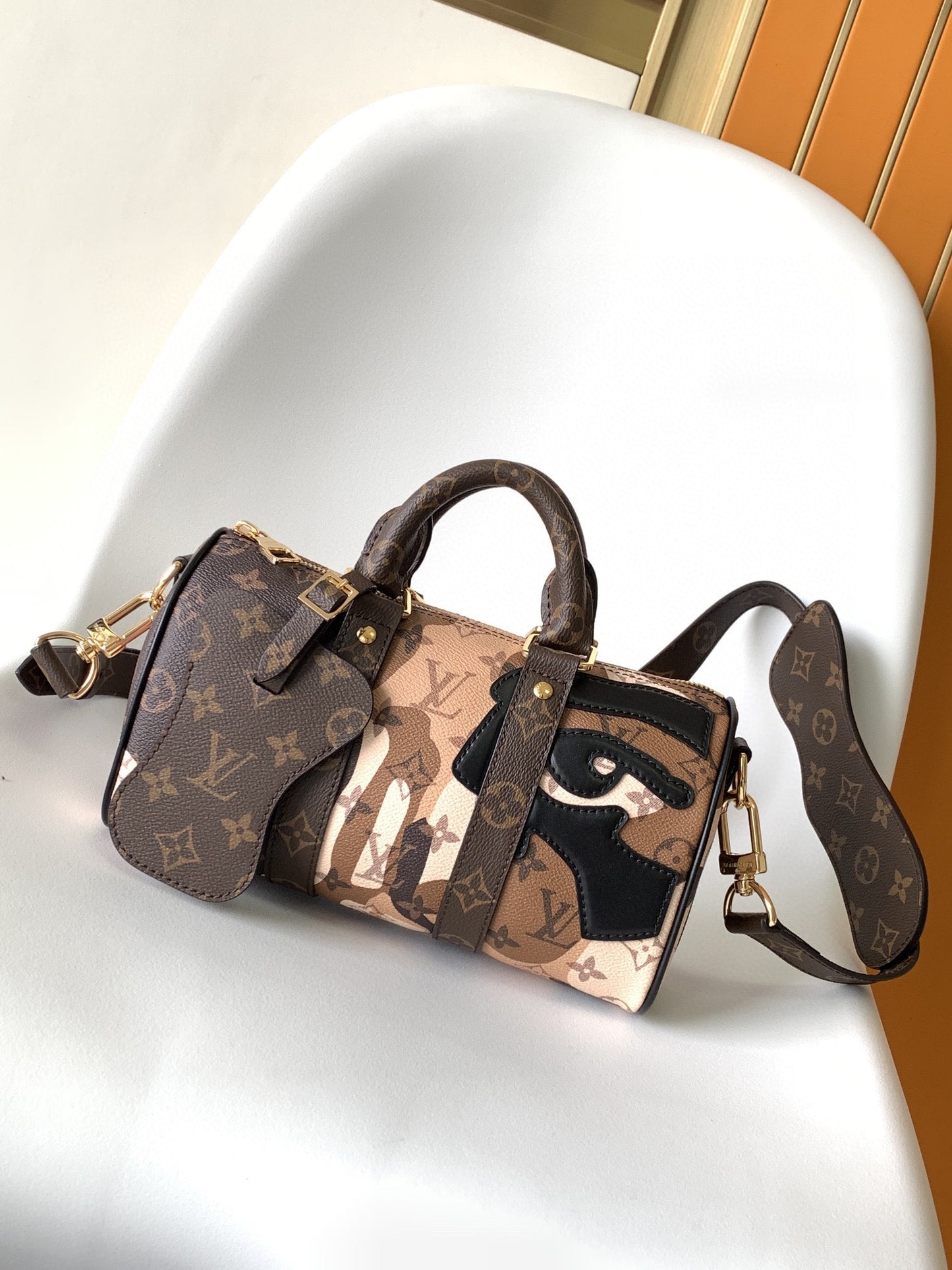 Louis Vuitton Keepall Bandoulière 25