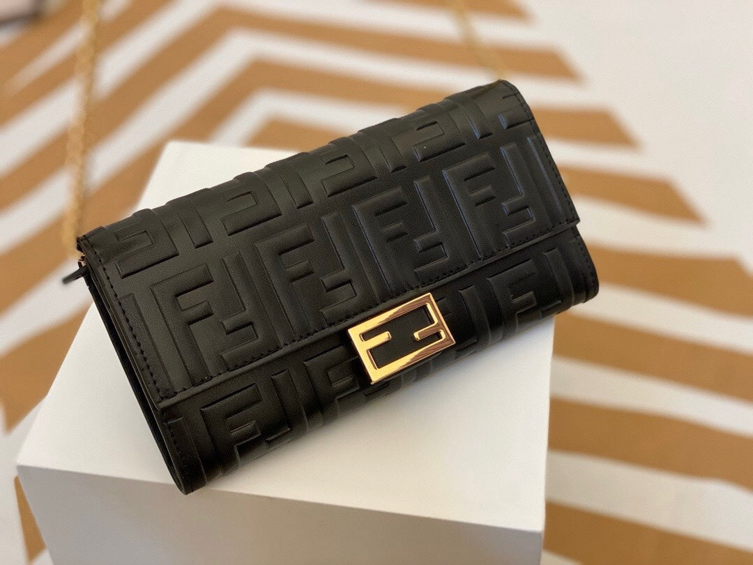 Fendi Baguette Wallet on Chain