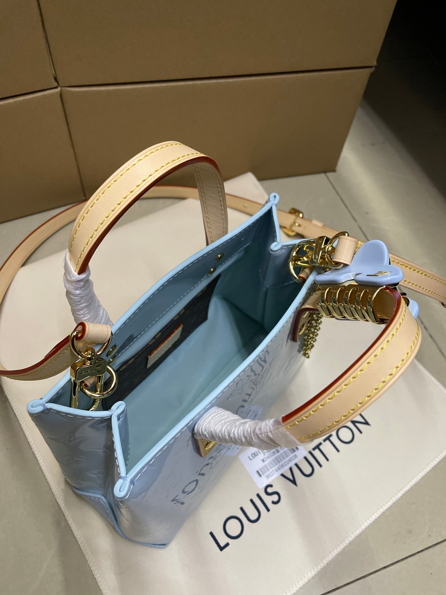 Louis Vuitton Reade PM