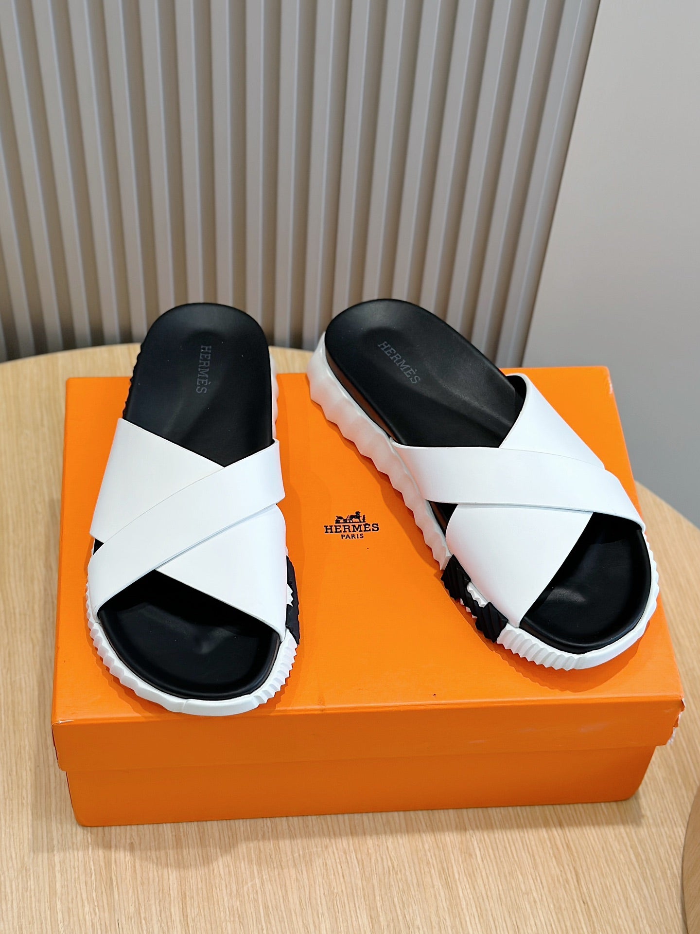 Hermes Men leather Slides
