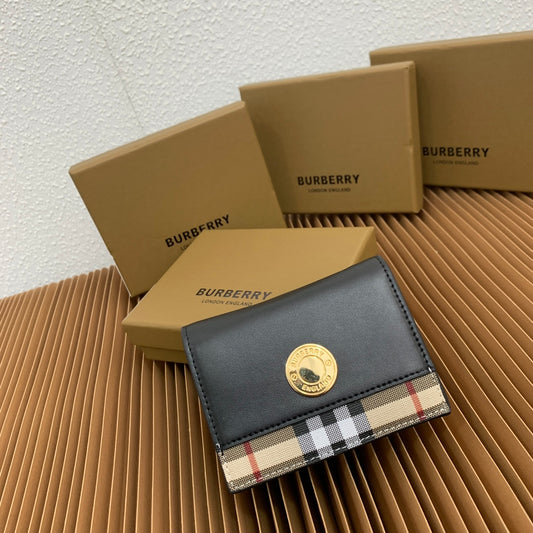 Burberry vintage wallet