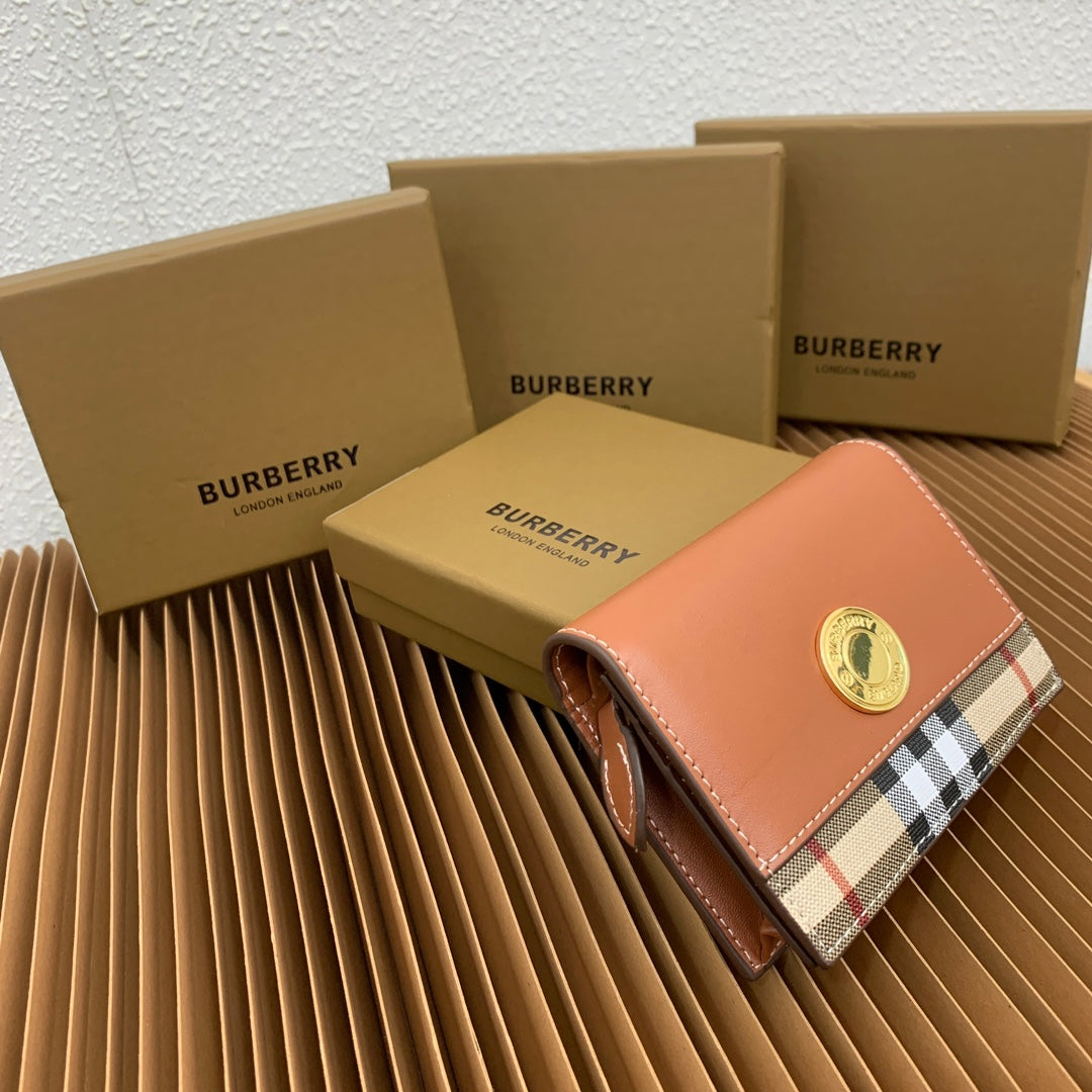 Burberry vintage wallet
