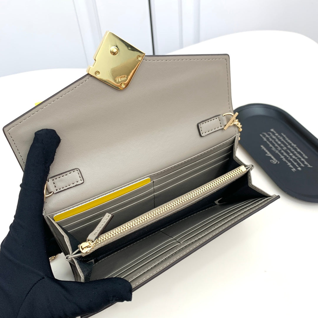 Fendi Wallet on Chain