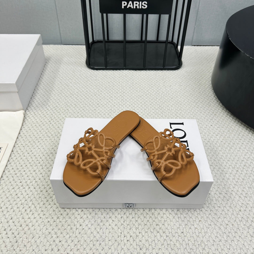 Loewe Slides