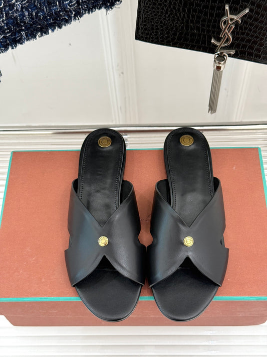 Loro Piana Slides