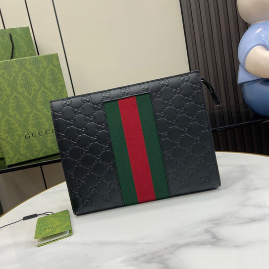 Gucci Leather Clutch bag