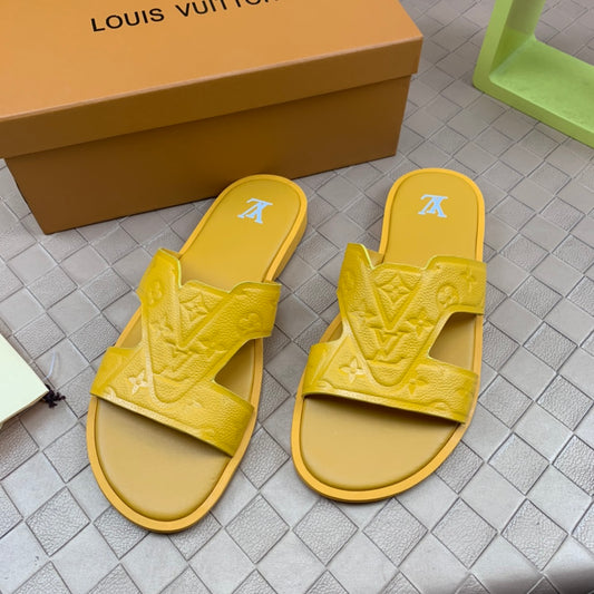 Louis Vuitton Men Slides