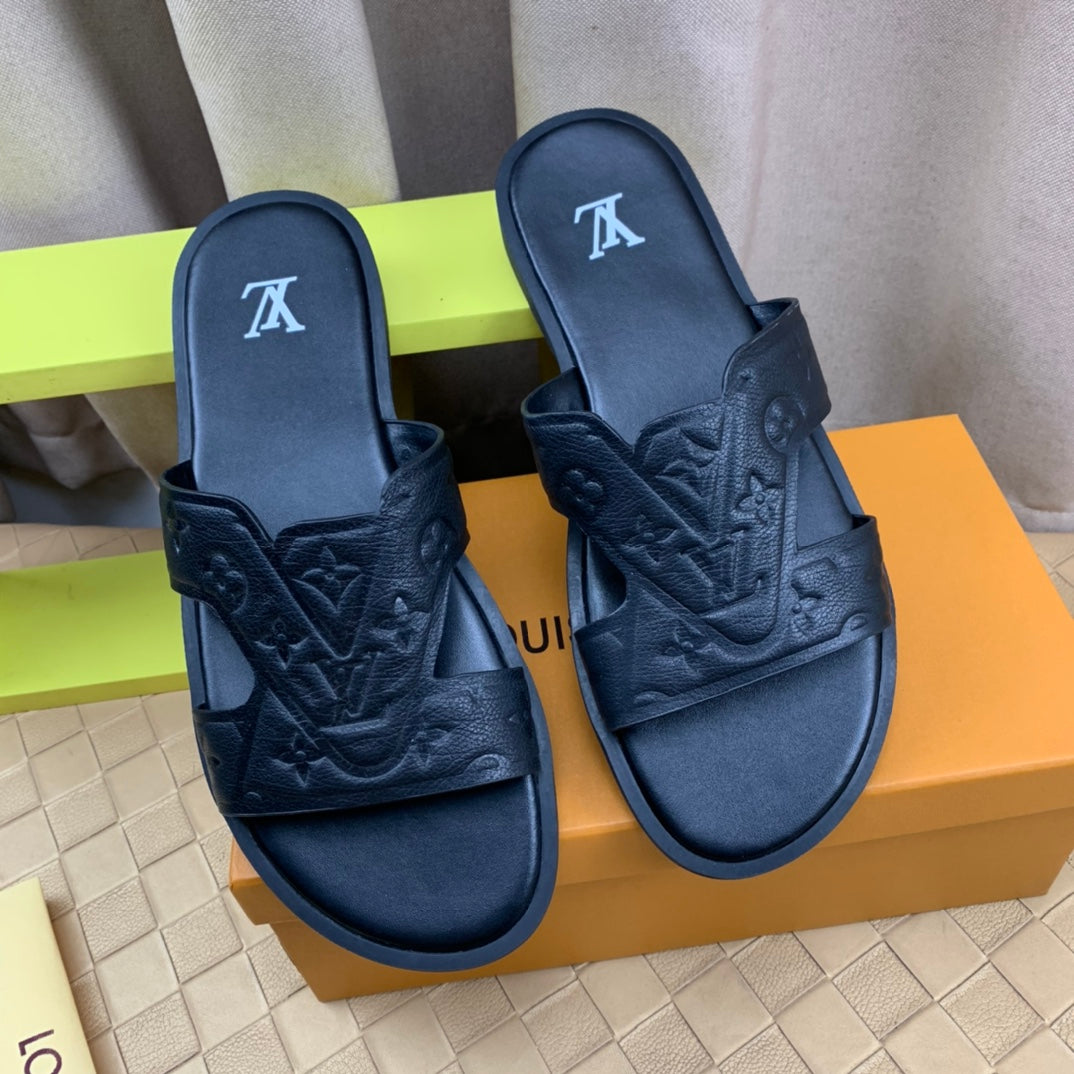 Louis Vuitton Men Slides