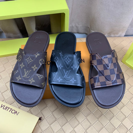 Louis Vuitton Men Slides