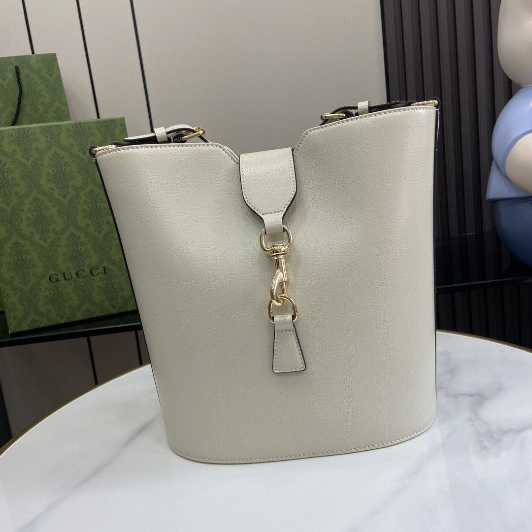 Gucci Small Bucket bag leather