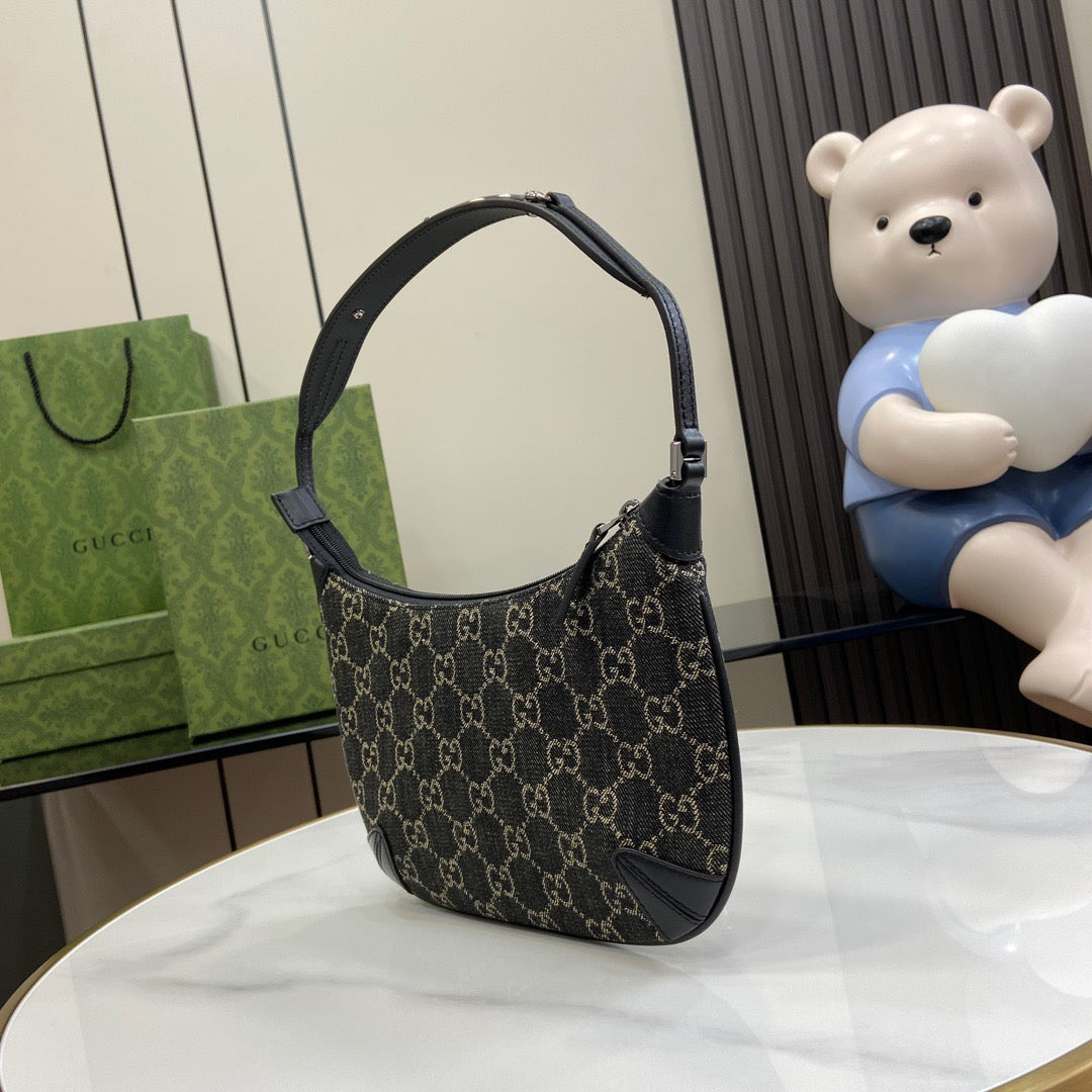 Gucci Small Shoulder bag