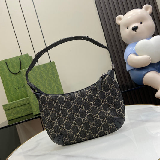 Gucci Small Shoulder bag