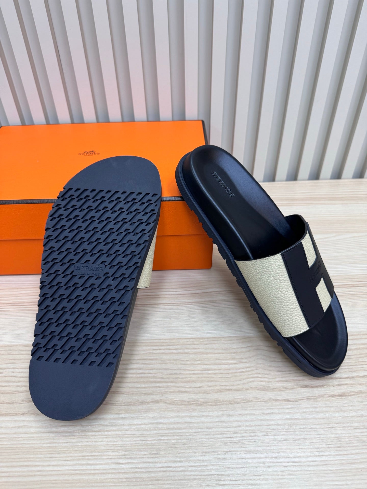 Hermes Slippers