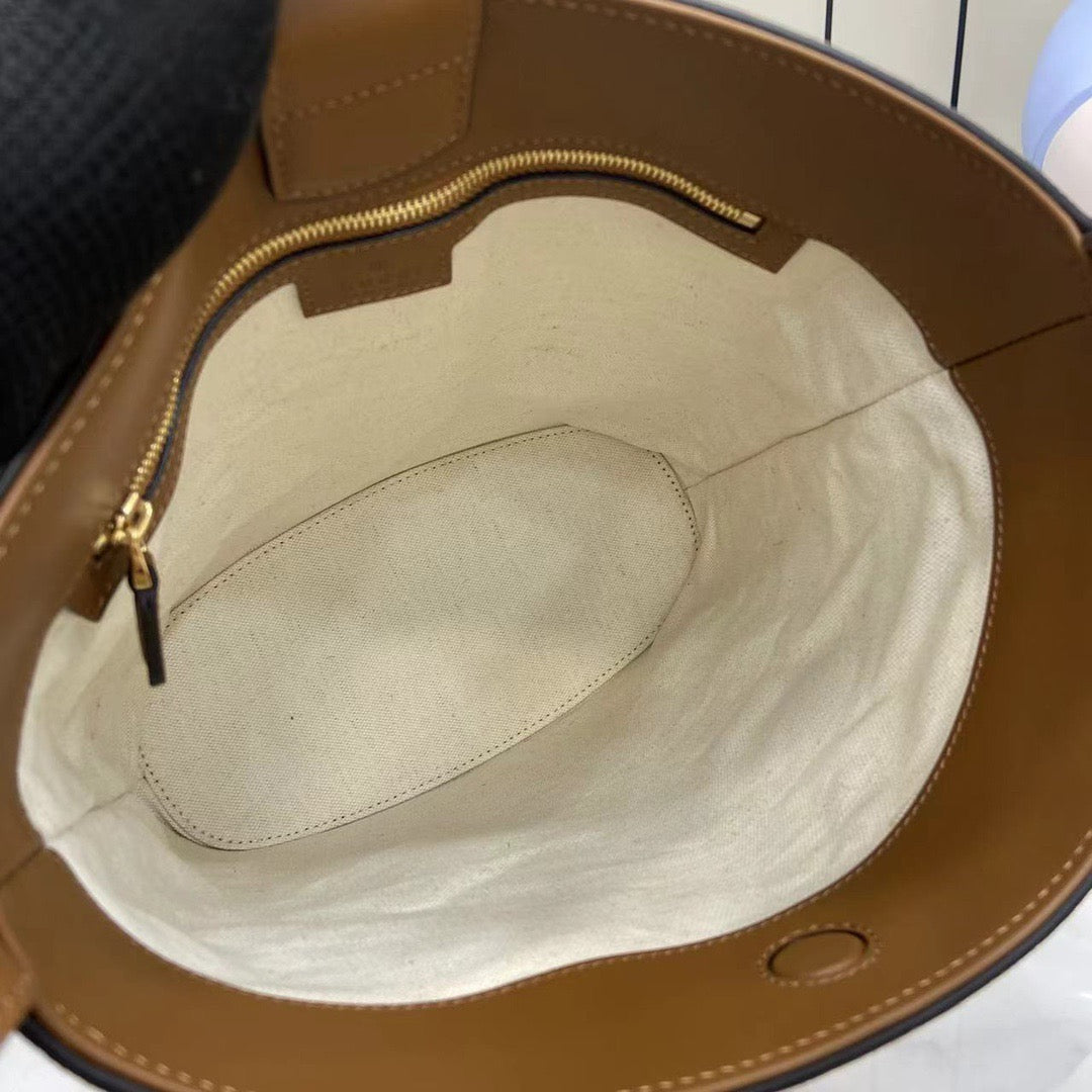 Gucci 73 Medium Bucket Suede bag