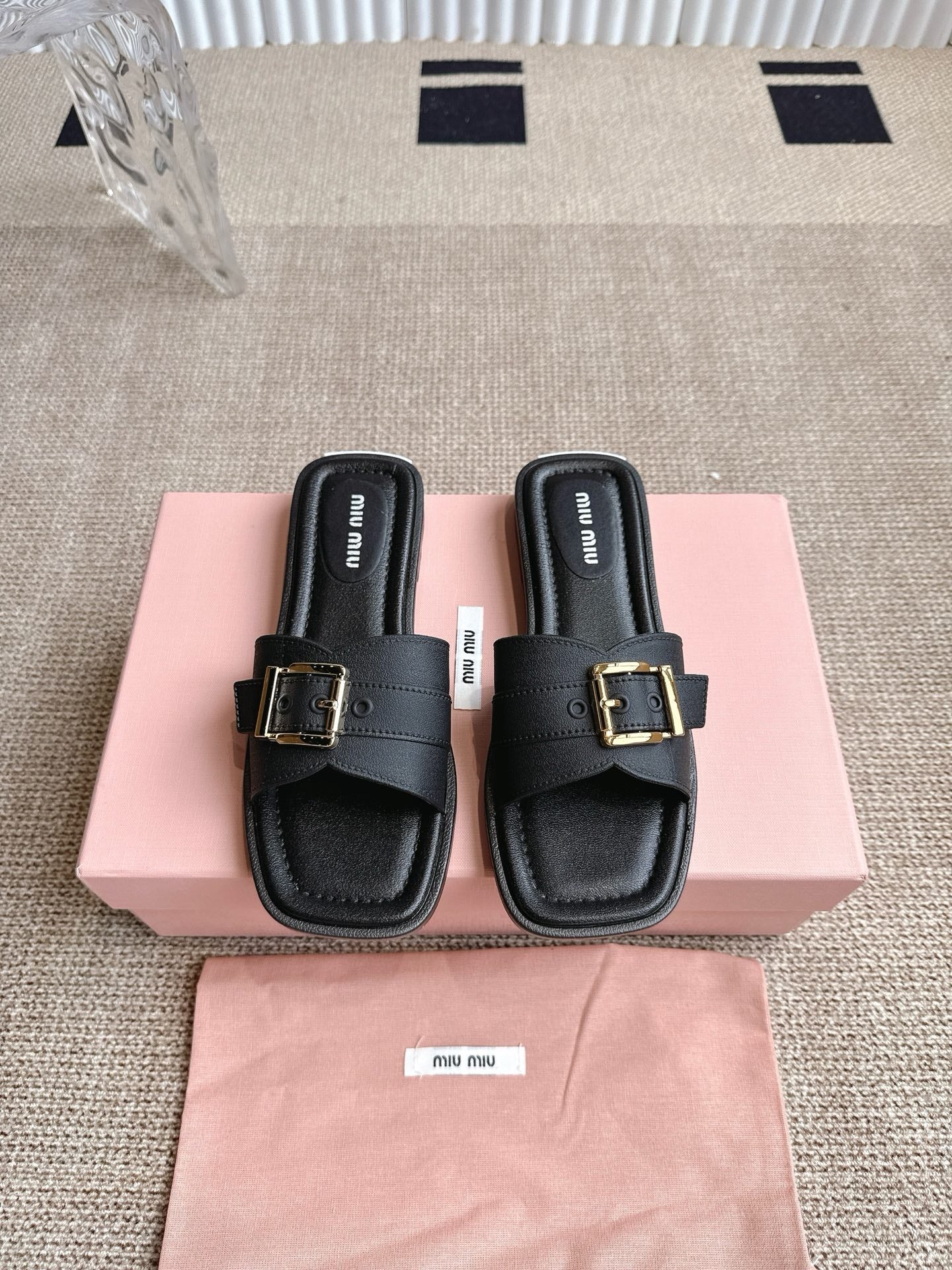 Miu Miu Slides