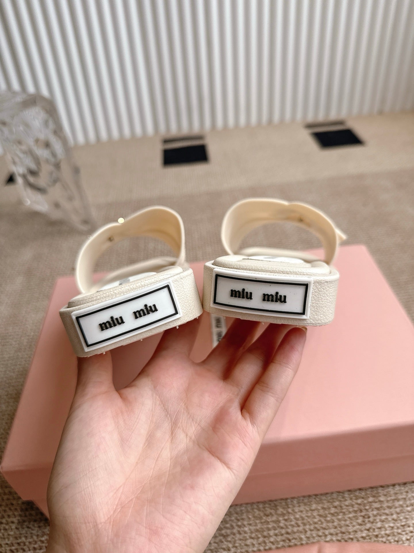 Miu Miu Slides