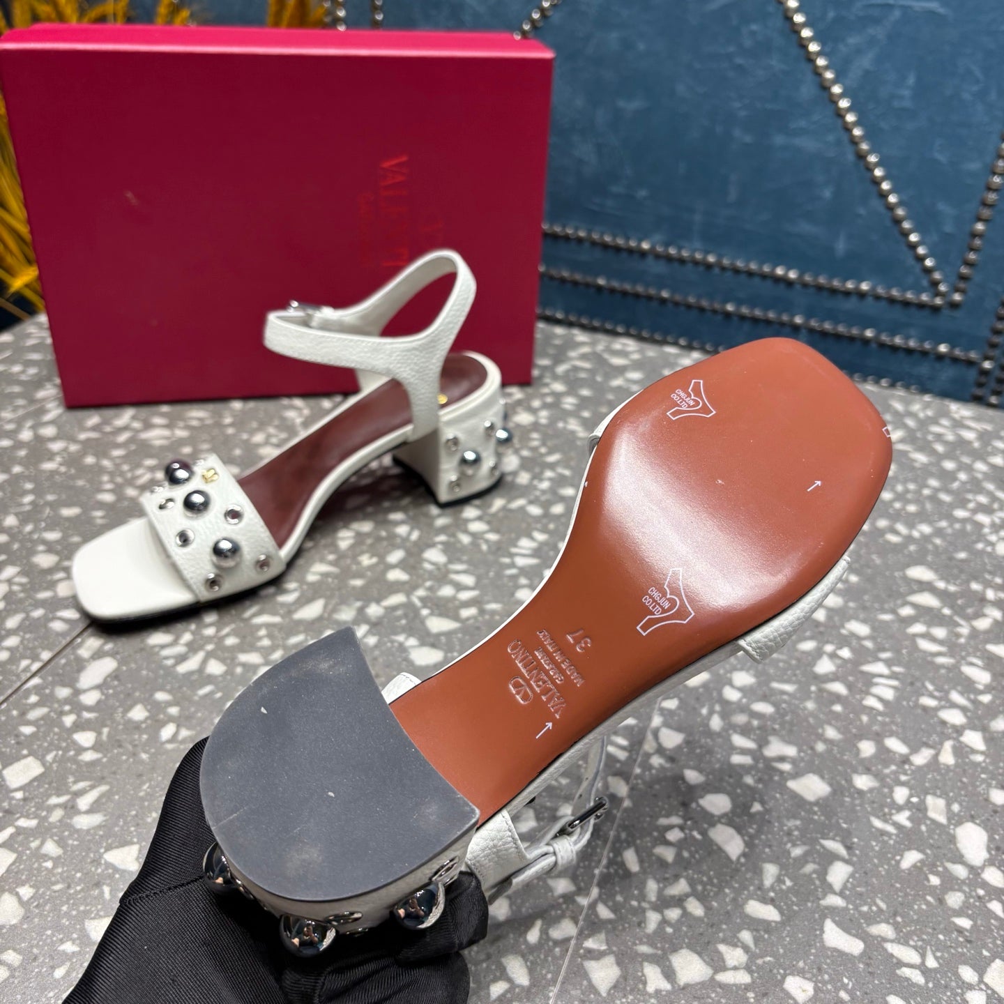 Valentino leather heels sandals