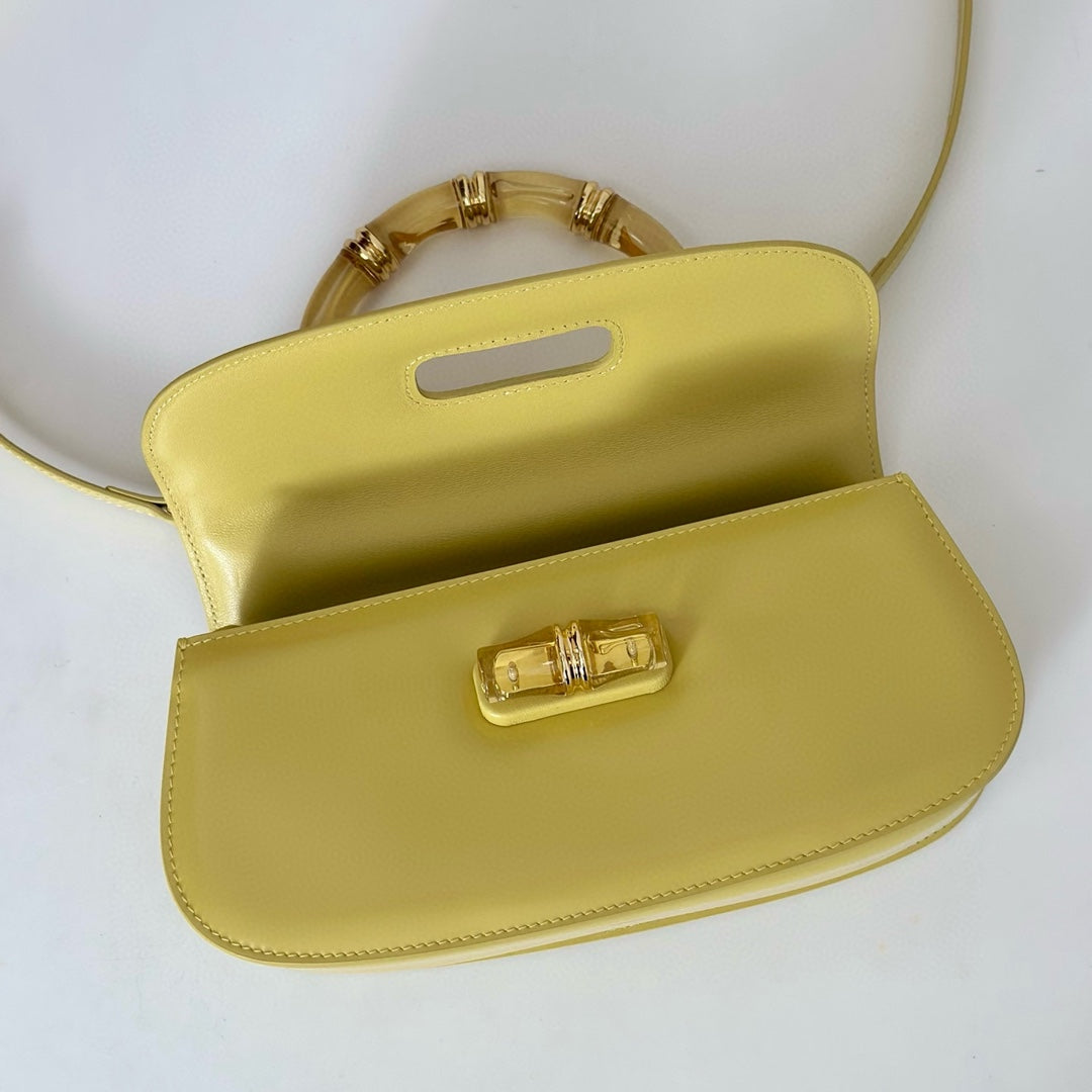 Gucci Bamboo Diva Medium Bag