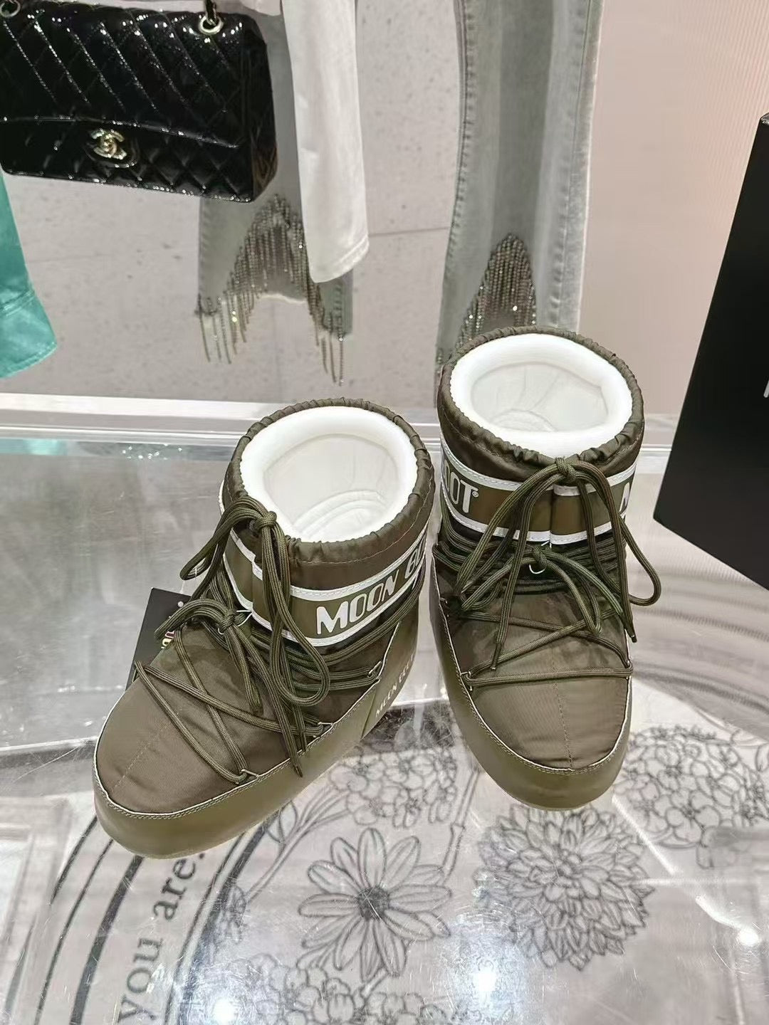 Moon Boot
