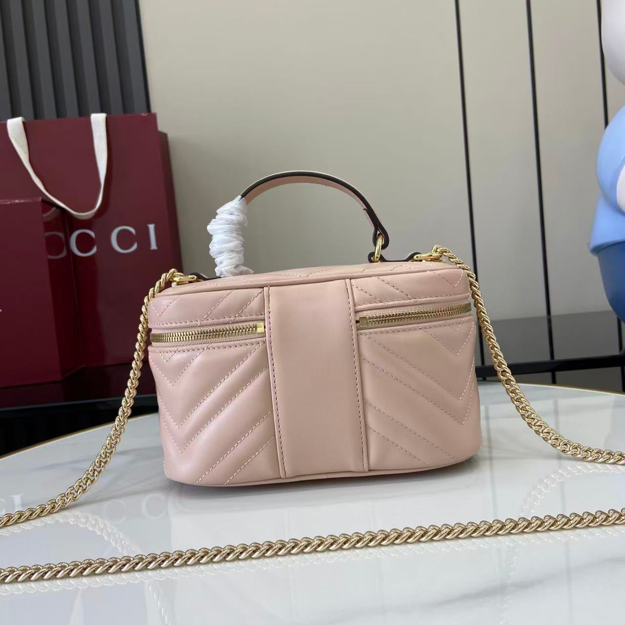 Gucci Marmont Mini Vanity pouch