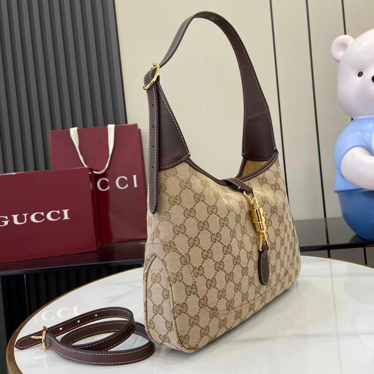 Gucci Jackie Medium Shoulder bag