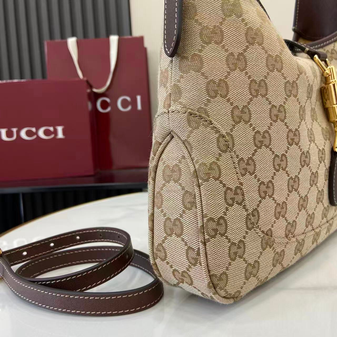 Gucci Jackie Medium Shoulder bag