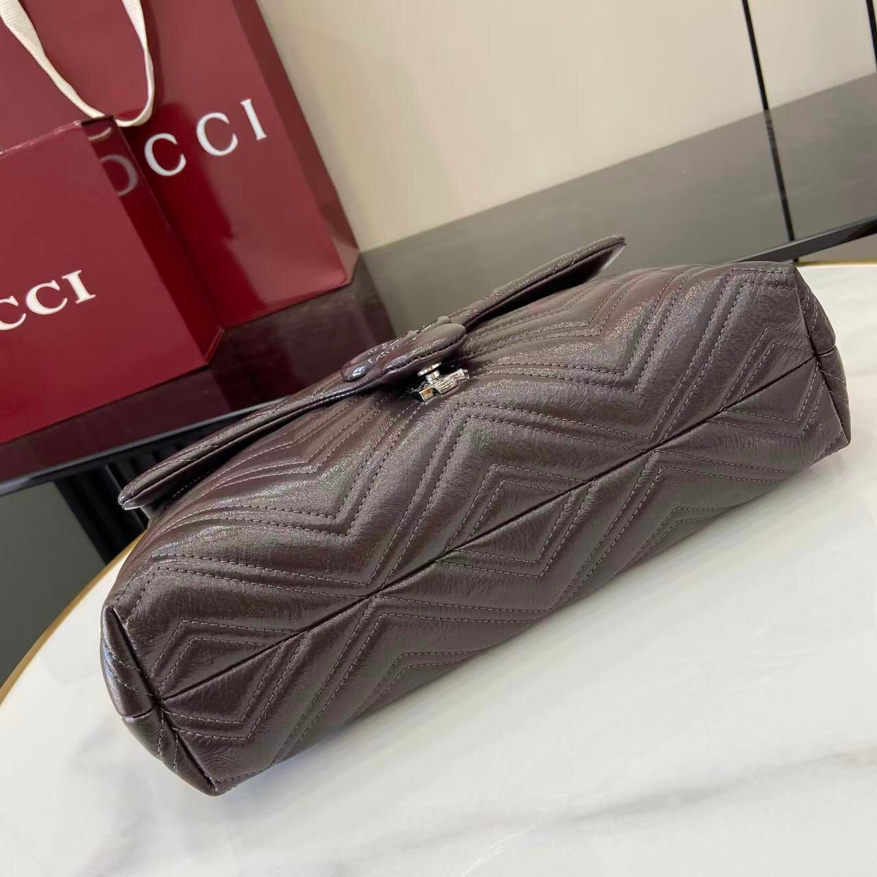 Gucci GG Marmont medium shoulder bag