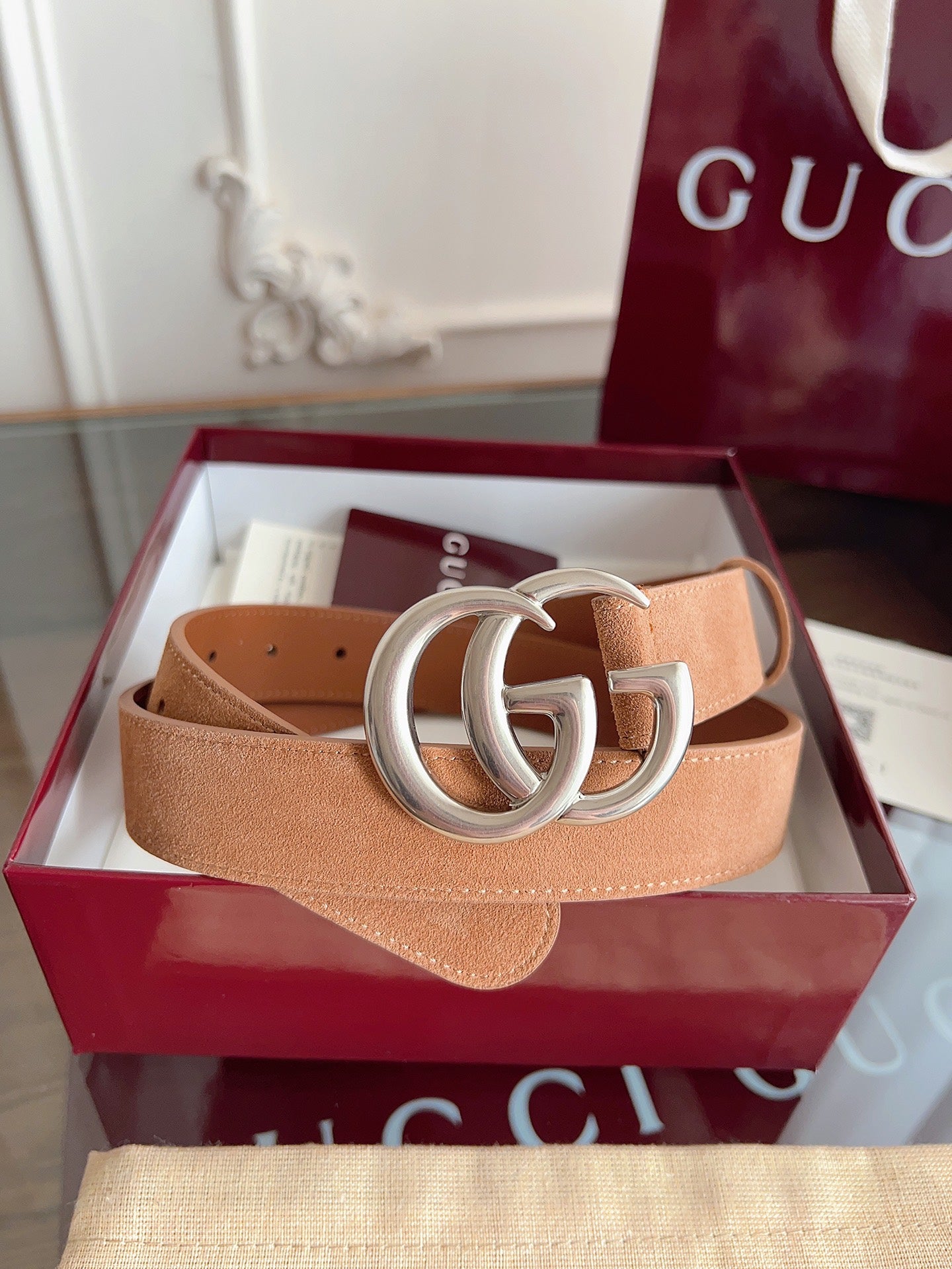 Gucci Suede belt