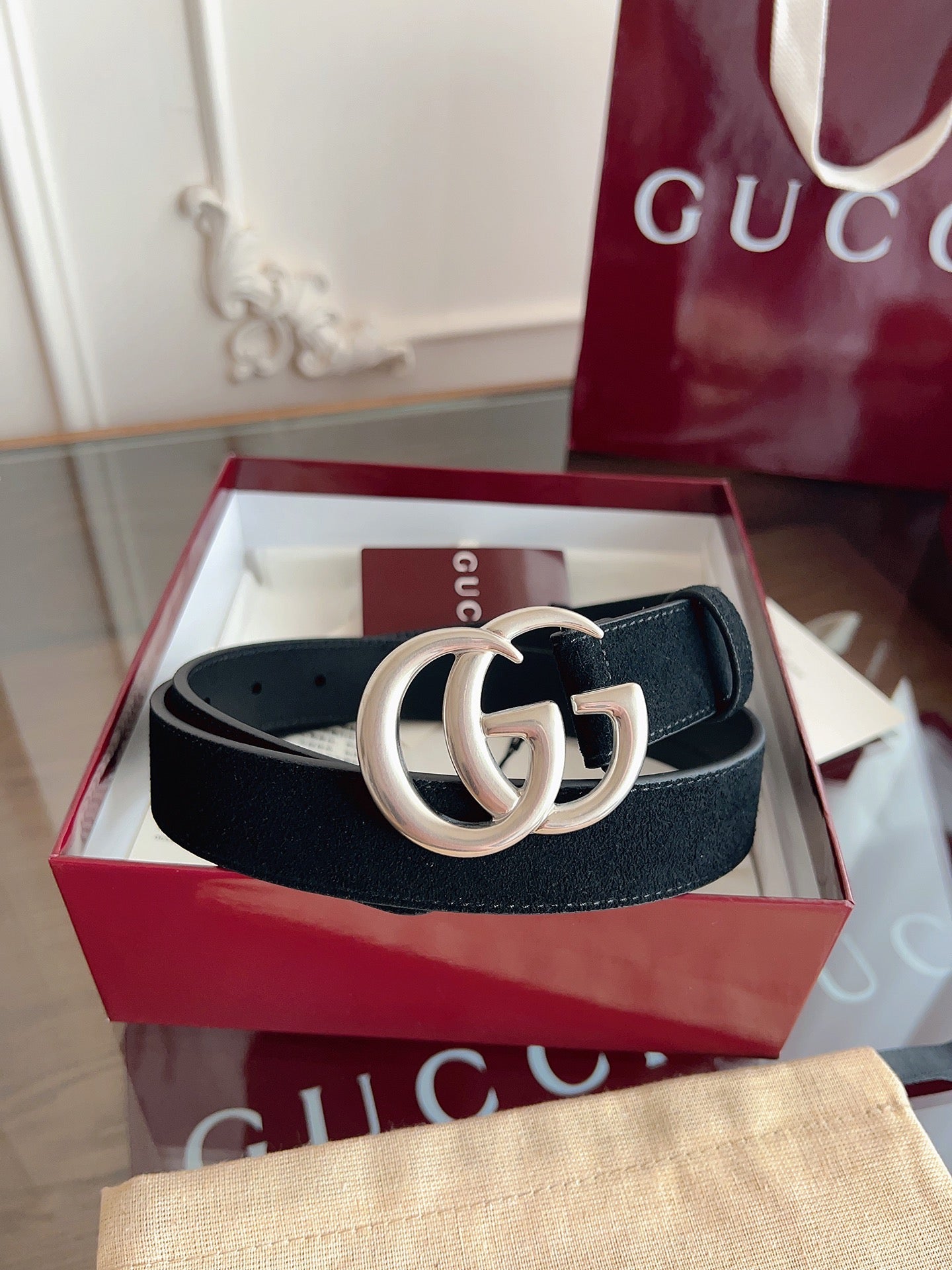 Gucci Suede belt