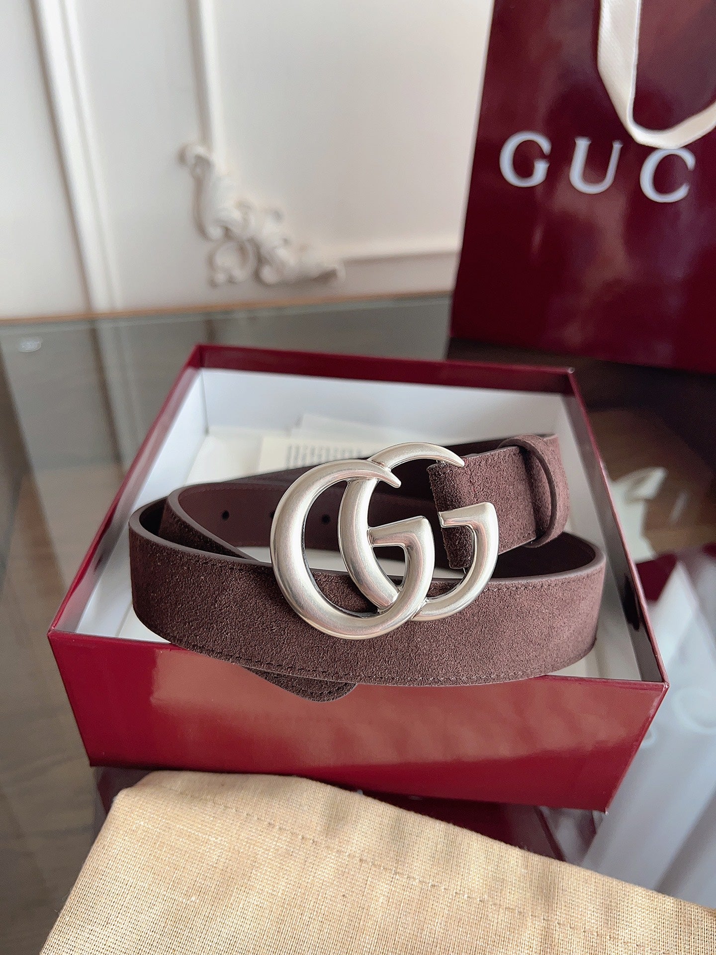 Gucci Suede belt