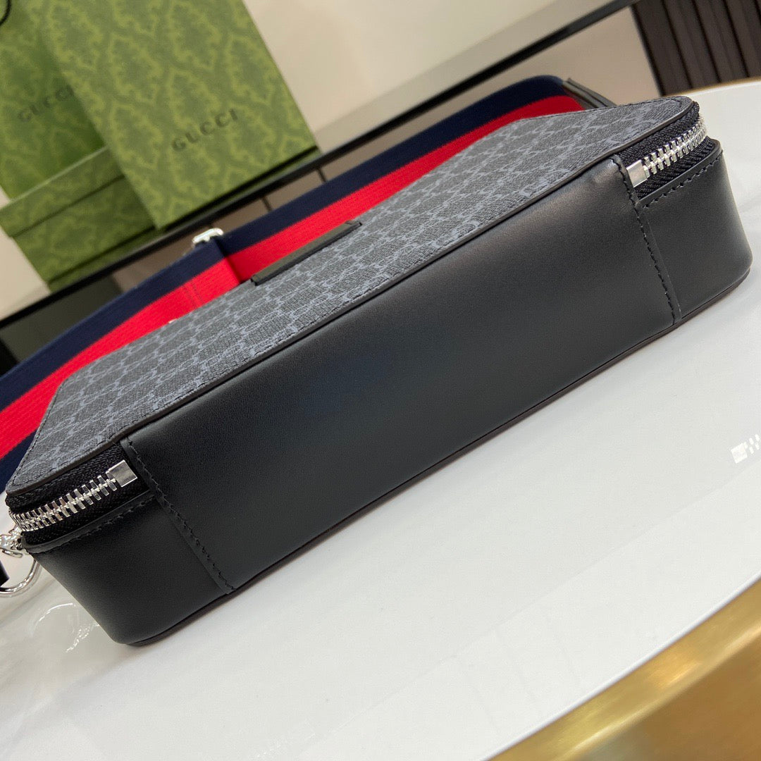 Gucci Men’s Crossbody bag