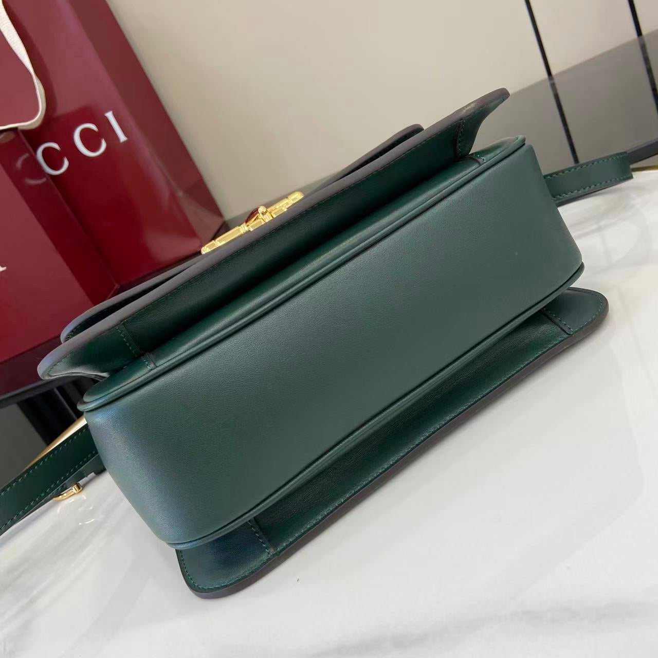 Gucci Siena Medium leather bag