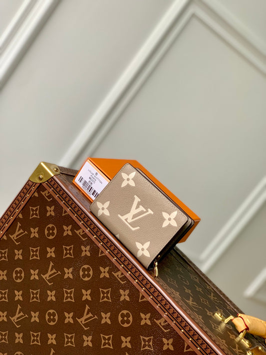 Louis Vuitton Cléa Wallet Empreinte