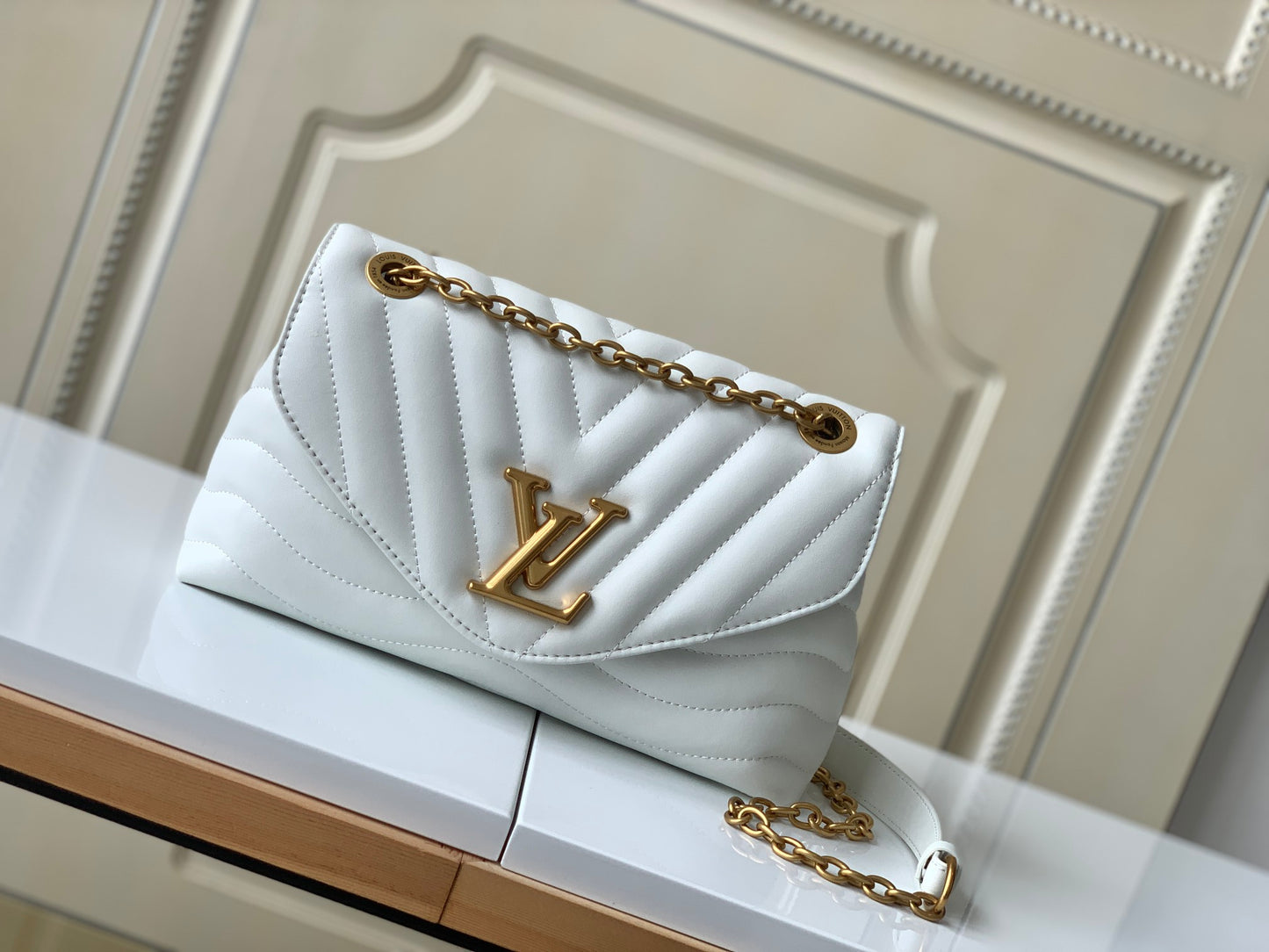 Louis Vuitton New Wave Chain Bag
