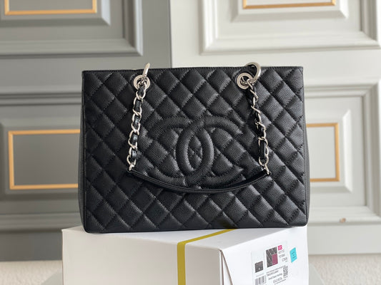 Chanel Tote Bag