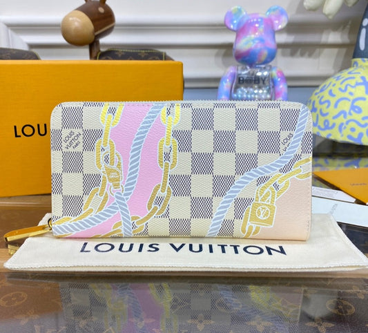 Louis Vuitton Zippy Wallet